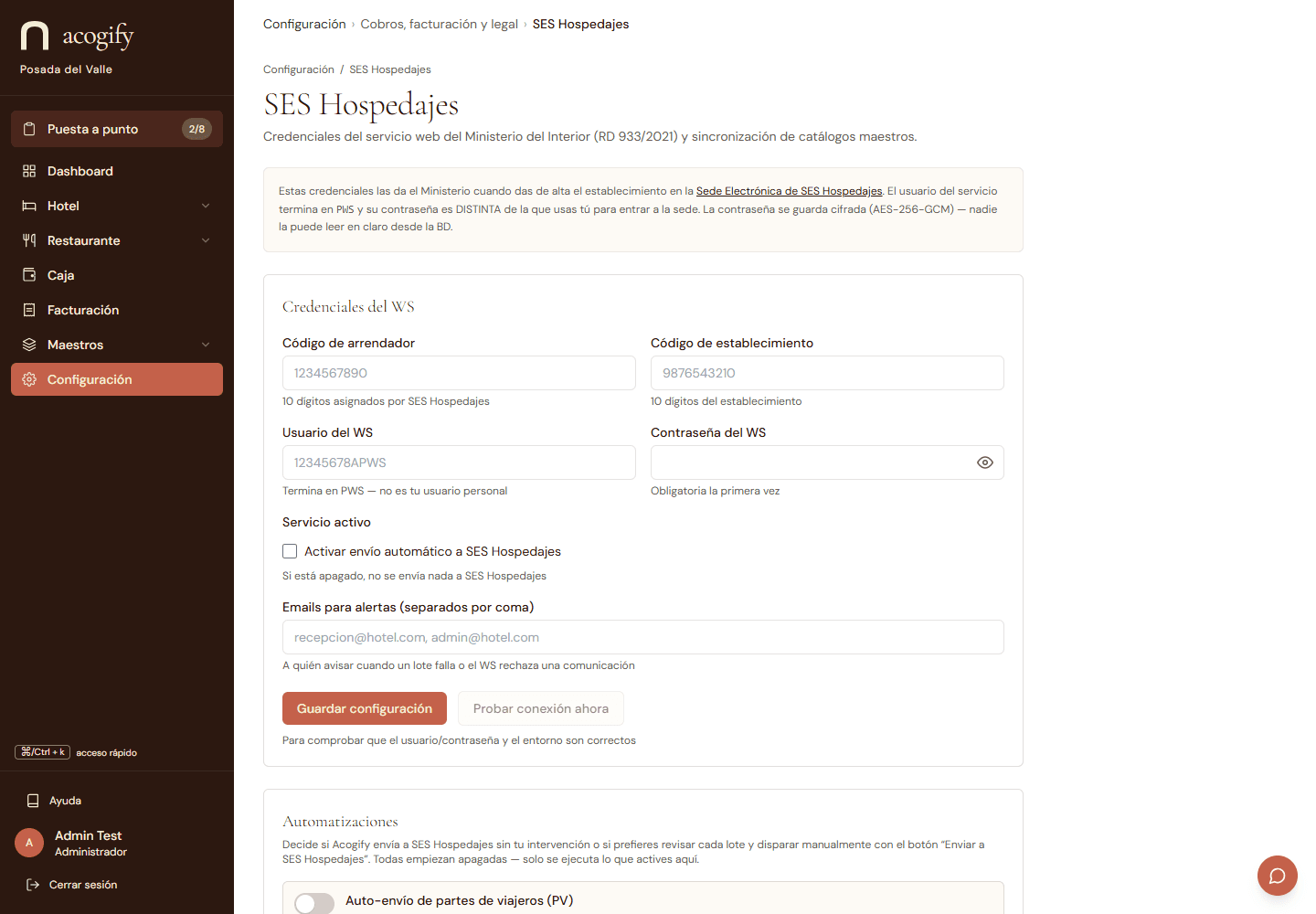 La configuración de SES Hospedajes: credenciales del establecimiento, entorno y prueba de conexión.