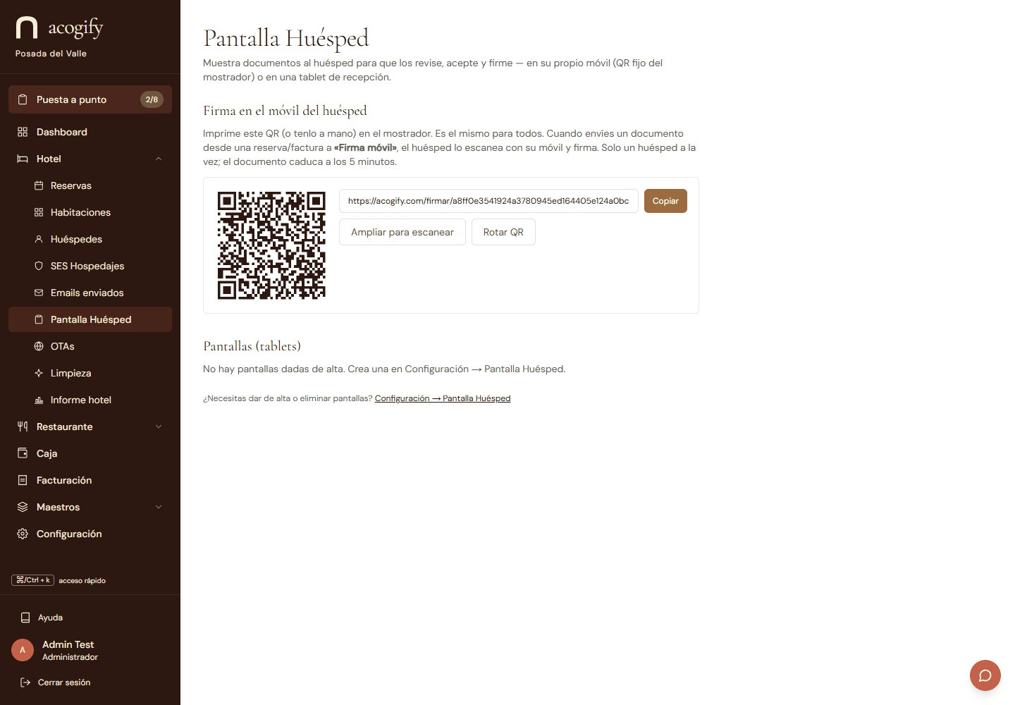 El panel de Pantalla Huésped: el QR fijo del mostrador y las tablets emparejadas como pantalla del hotel.